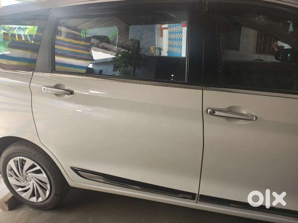 Maruti Suzuki Ertiga 2023 Petrol Well Maintained