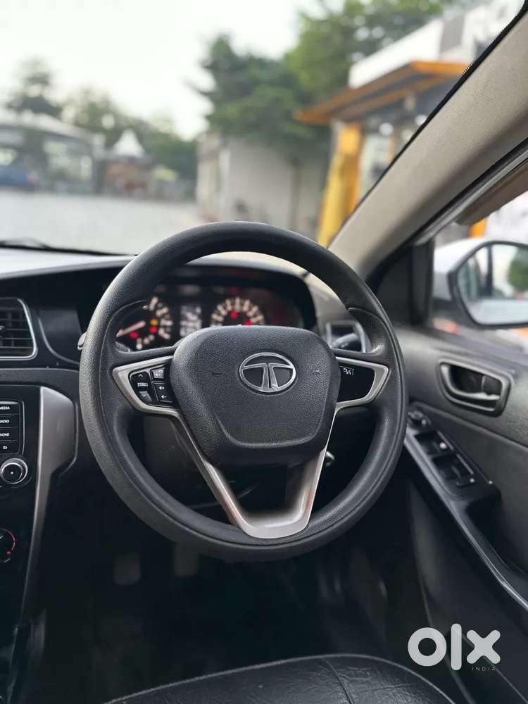 Tata Bolt Revotron Xt, 2016, Petrol