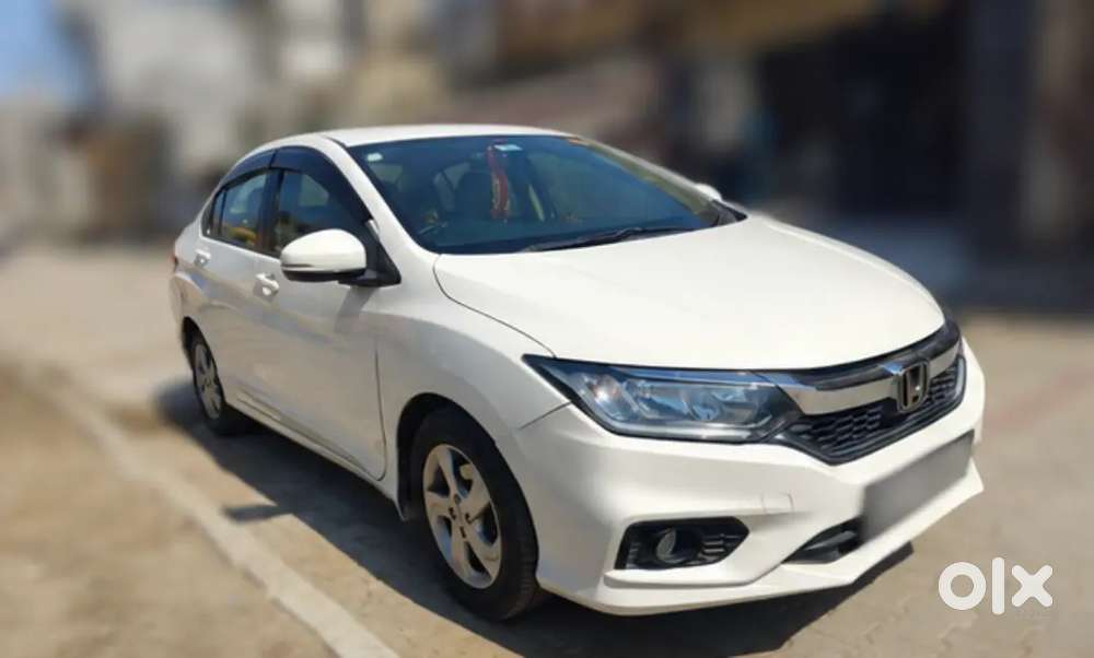 Honda City V Mt Sunroof 2015