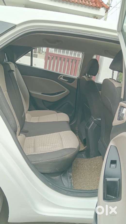 Hyundai Elite I20 1.2 Asta (o) Cvt, 2019, Petrol