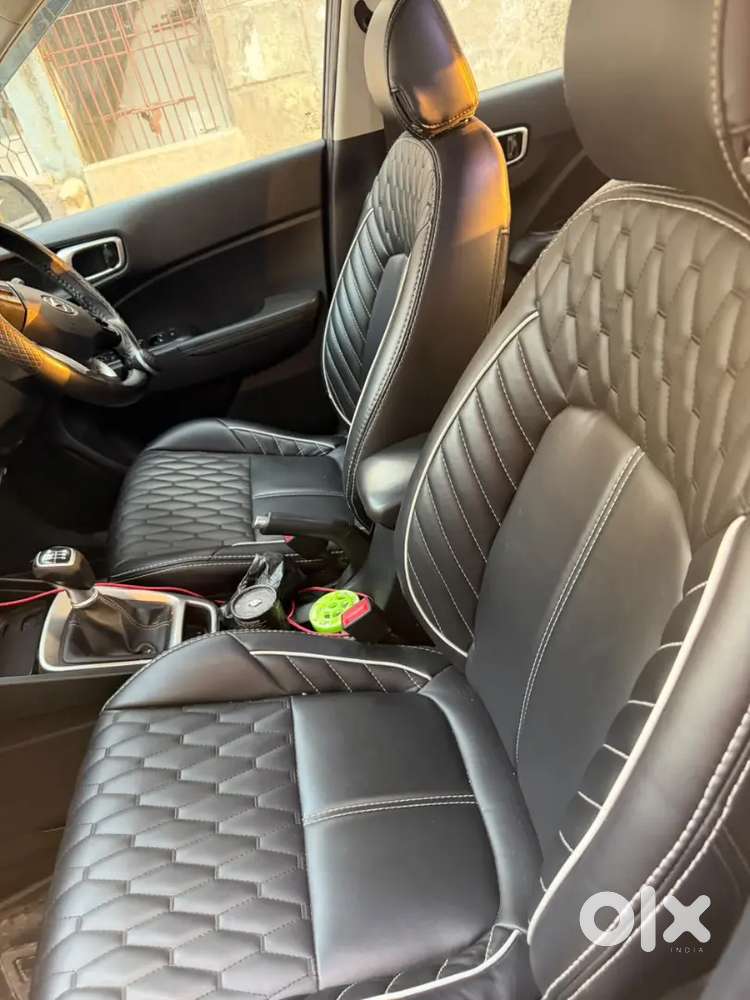 Hyundai Venue Crdi Manual 2019