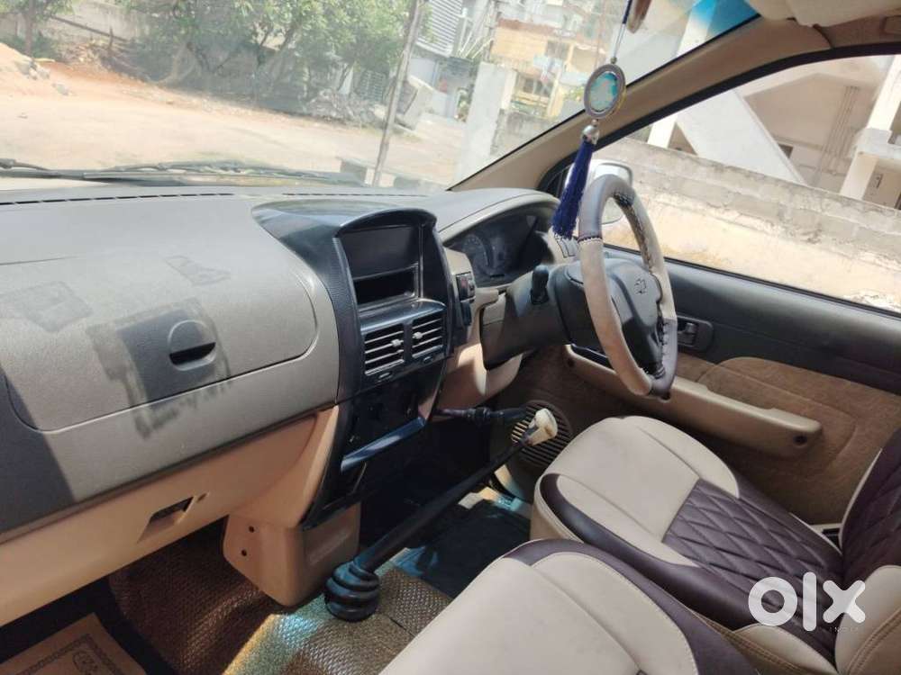 Chevrolet Tavera 2012-2017 Neo 3 Ls 7 Seats Bsiv, 2016, Diesel