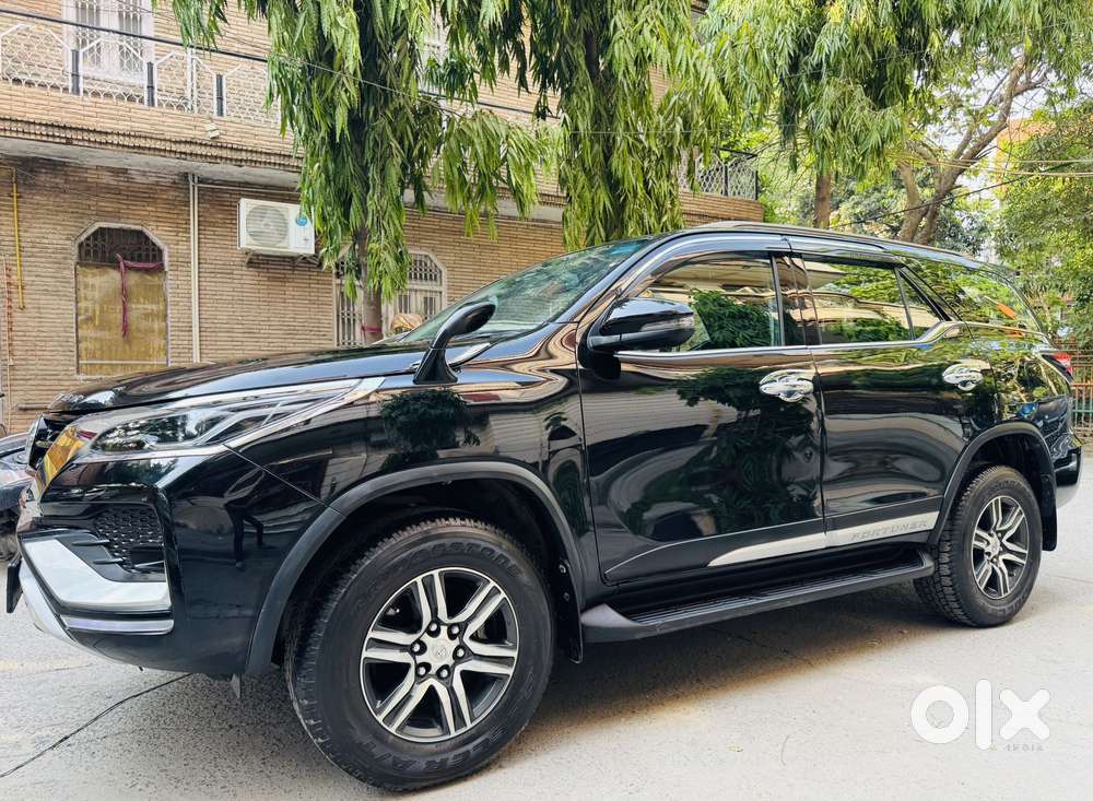 Toyota Fortuner 4x2 At 2.7 Petrol, 2024, Petrol