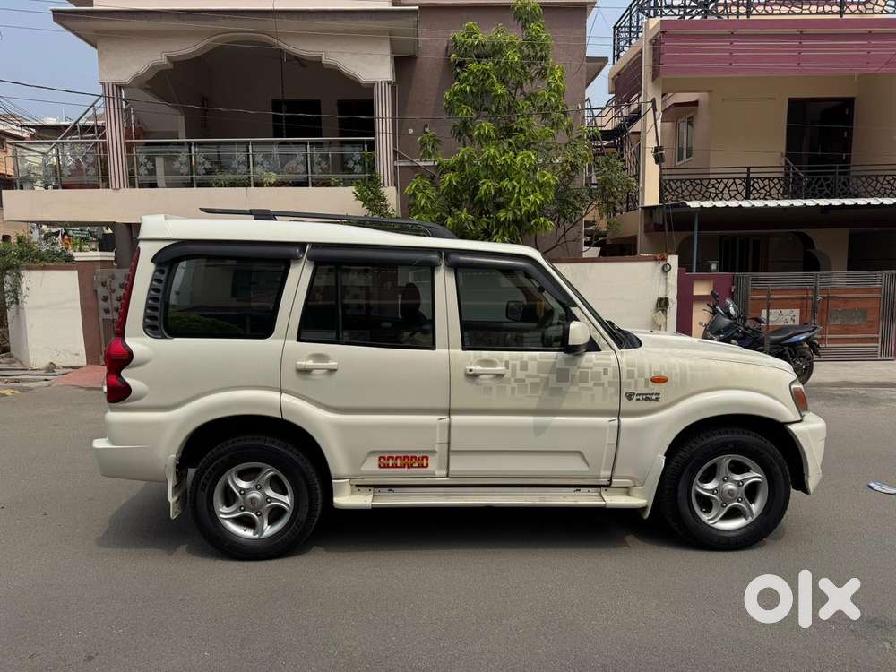 Mahindra Scorpio