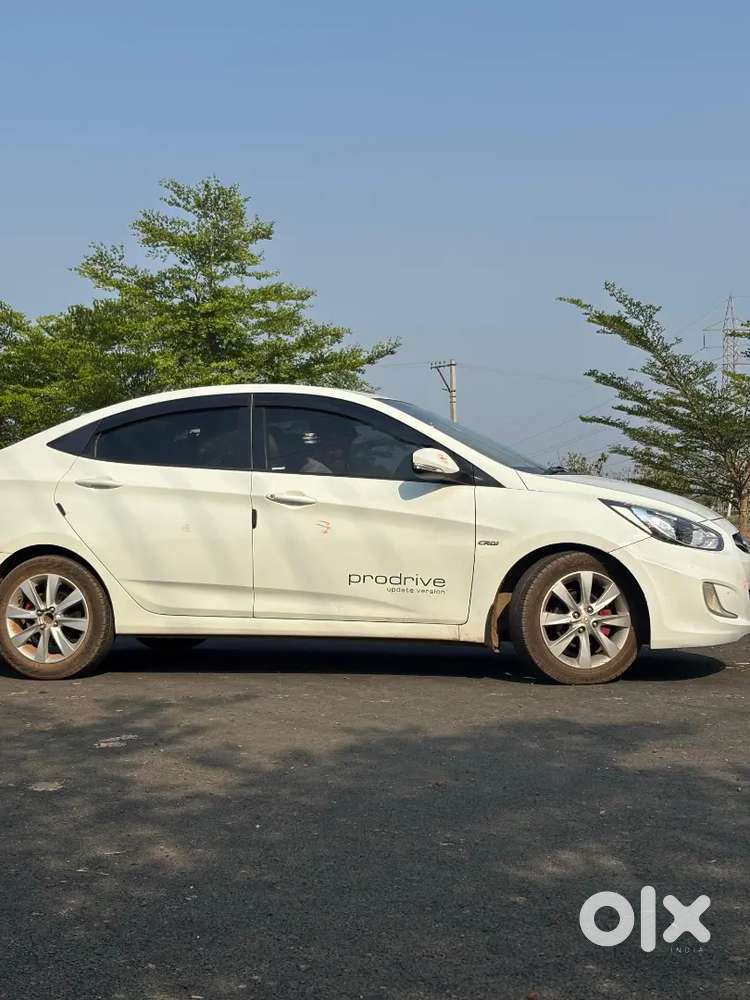 Hyundai Verna 2012 Diesel 127000 Km Driven