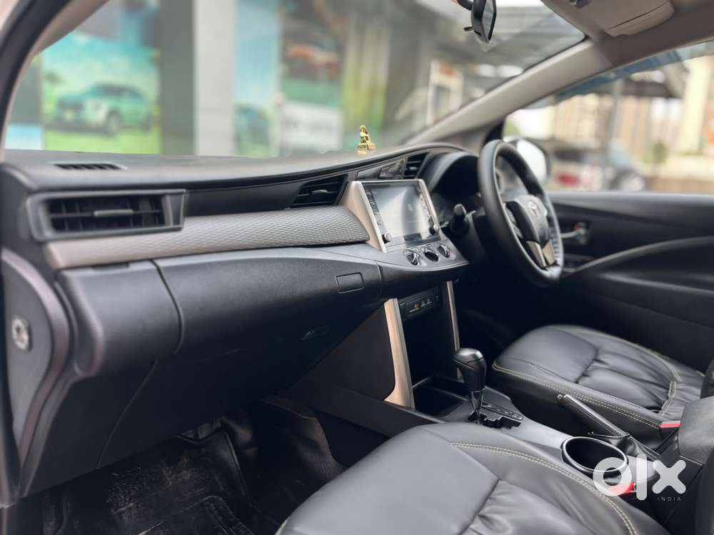 Toyota Innova Crysta 2.8 Gx At 8 Seater, 2021, Diesel