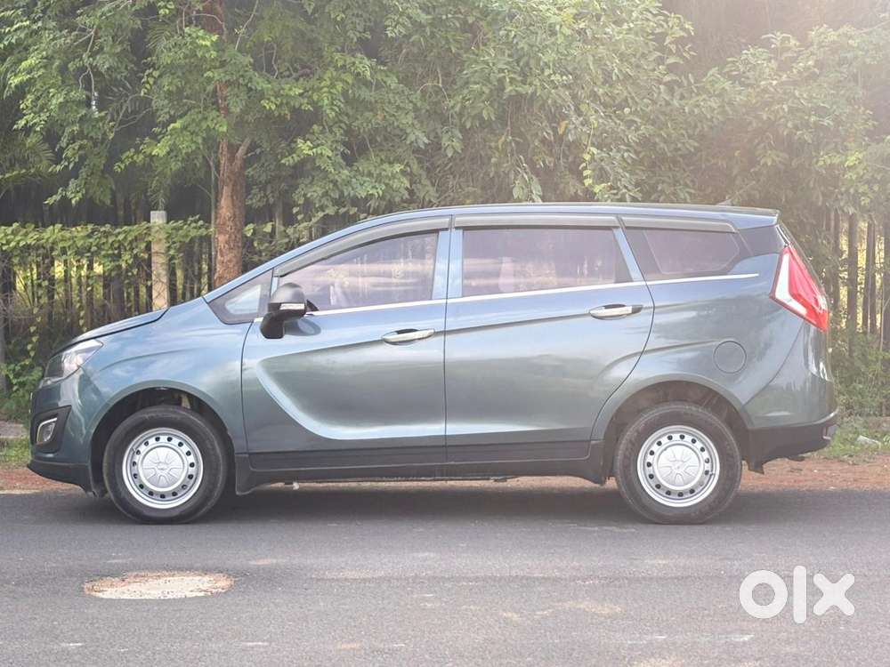 Mahindra Marazzo, 2019, Diesel