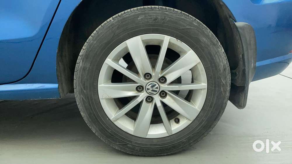 Volkswagen Ameo 1.2 Mpi Highline 16 Alloy, 2016, Petrol