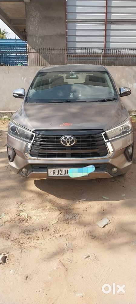 Toyota Innova Crysta 2.8z Automatic, 2017, Diesel