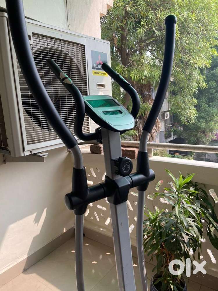 Cross Trainer Used Gym Fitness equipment for sale in Ghaziabad OLX