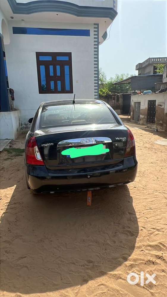 Hyundai Verna 2010 Cng & Hybrids Well Maintained