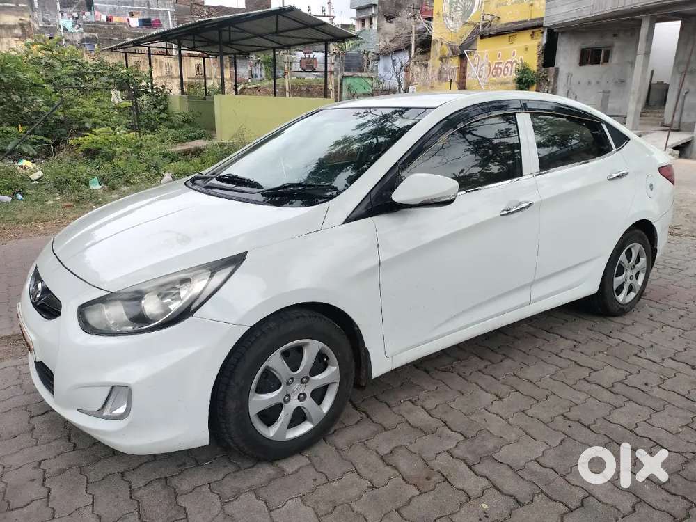 Hyundai Verna 2011 Diesel 140000 Km Driven