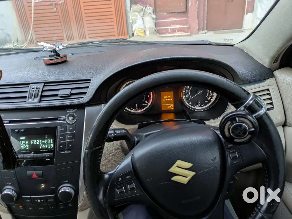 Maruti Suzuki Kizashi 2011 Petrol Manual