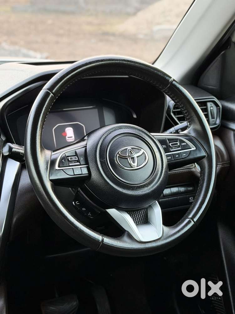 Toyota Urban Cruiser Hyryder 1.5 V Hybrid, 2023, Petrol