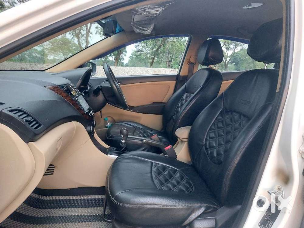Hyundai Verna 1.6 Sx Vtvt, 2016, Petrol