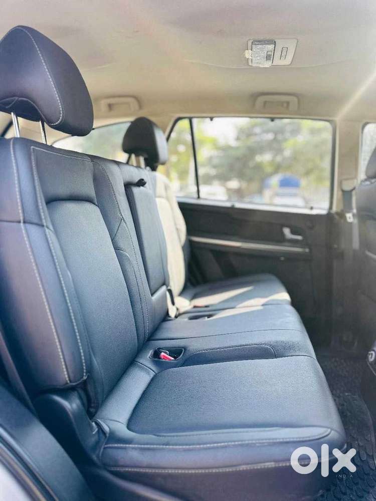 Tata Hexa 2.2 Xta 4x2 7 Str Dual Tone, 2017, Diesel