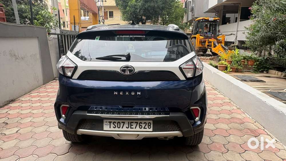Tata Nexon 1.2 Revotron Xz Plus Premium, 2022, Petrol