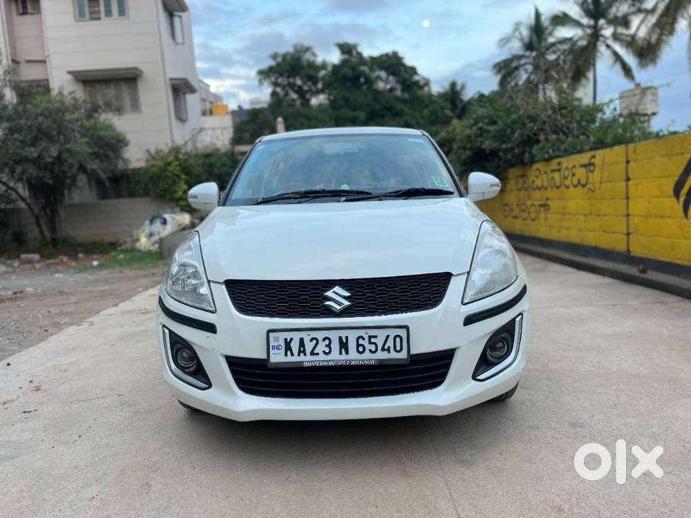 Maruti Suzuki Swift Vxi + Manual, 2017, Petrol