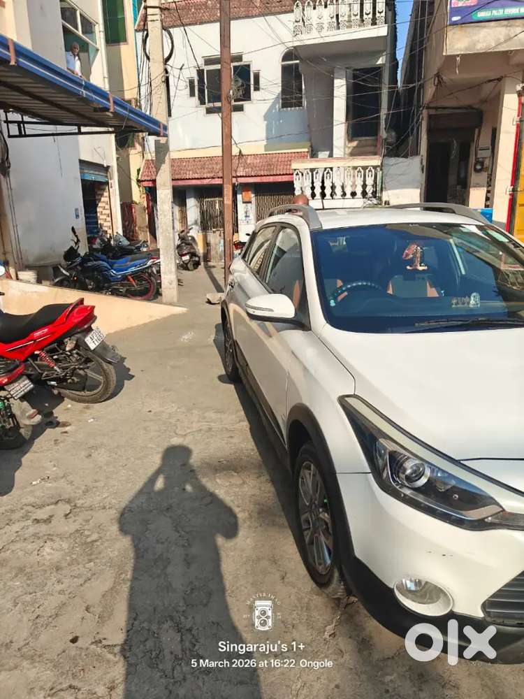 Hyundai I20 Active 2016 Diesel 92000 Km Driven.