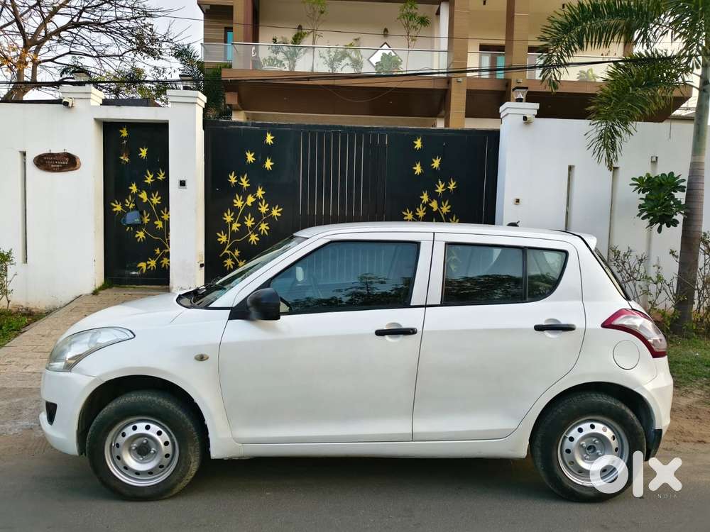 Maruti Suzuki Swift 2011-2014 Lxi, 2012, Petrol