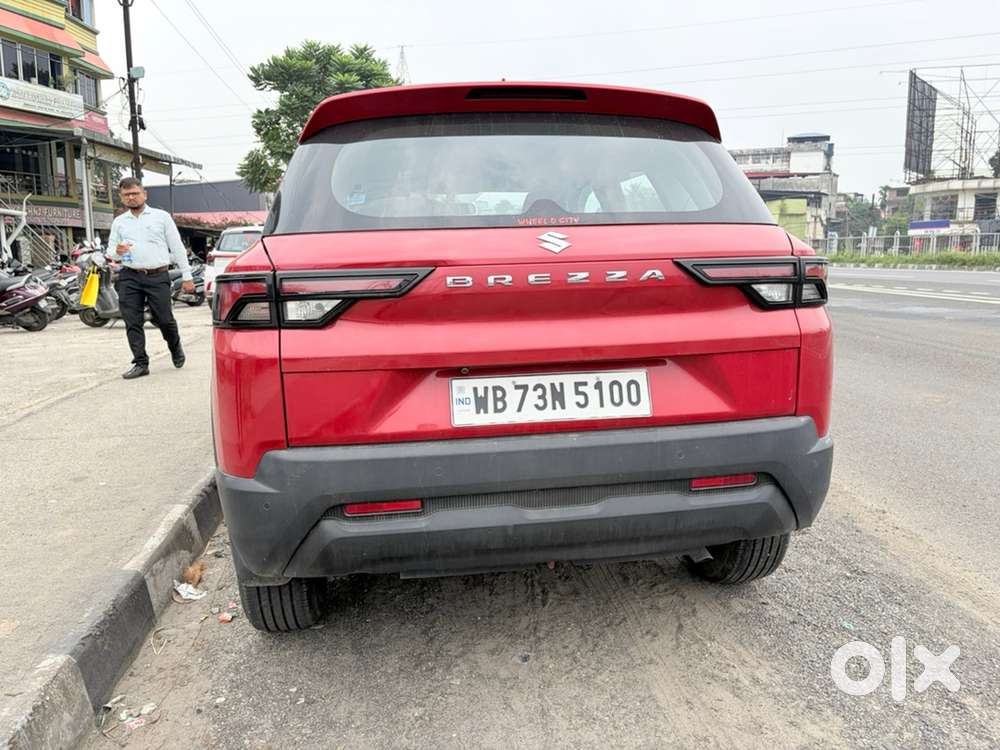 Maruti Suzuki Brezza Petrol Manual 2025