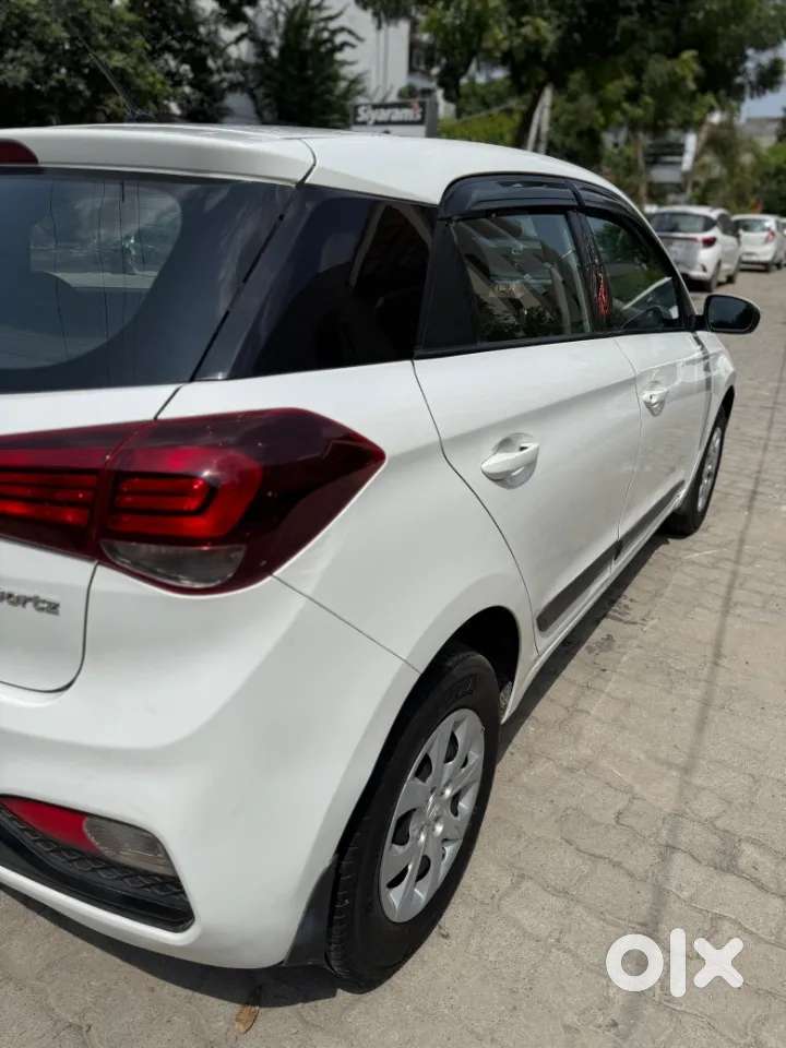 Hyundai Elite I20 [ ] 1.4 Sportz Crdi, 2018, Diesel