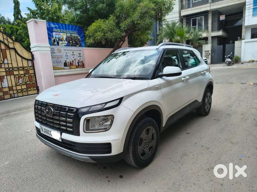 Hyundai Venue S Mt 1.2 Kappa, 2024, Petrol