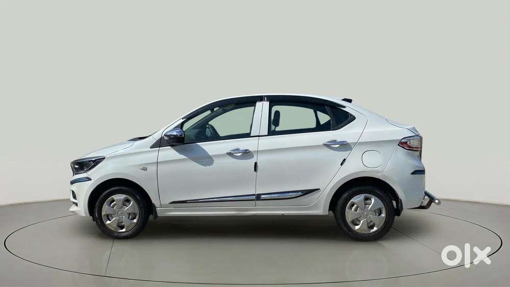 Tata Tigor Xe, 2021, Petrol