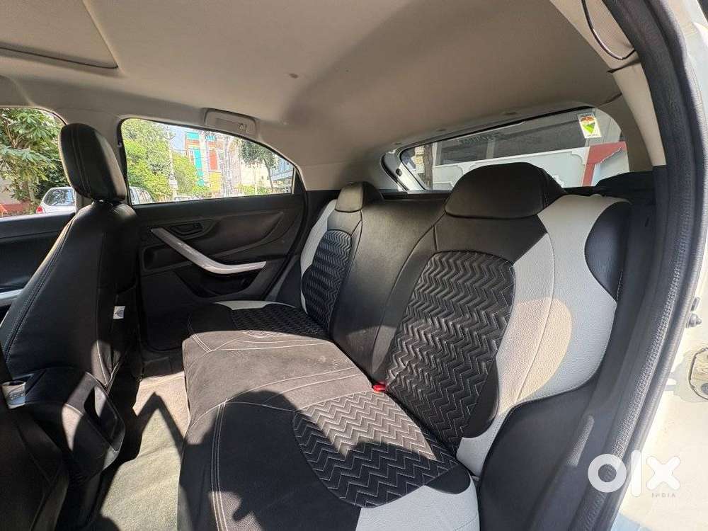 Tata Nexon 1.5 Revotorq Xm (s), 2022, Diesel