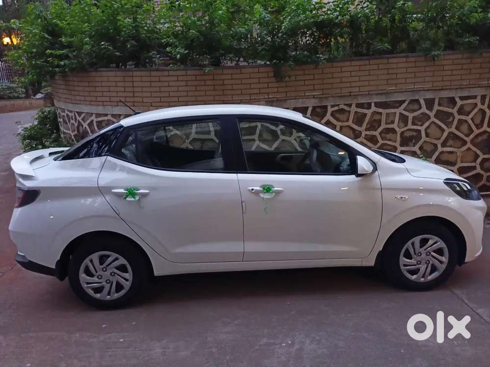 Hyundai Aura 2022 Cng & Hybrids Well Maintained