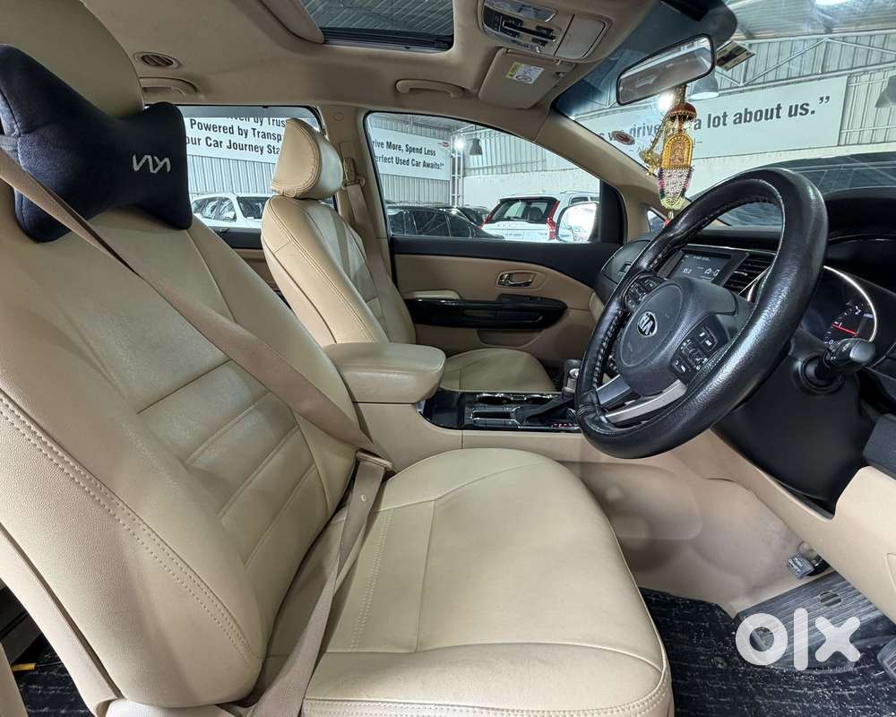 Kia Carnival Premium, 2020, Diesel