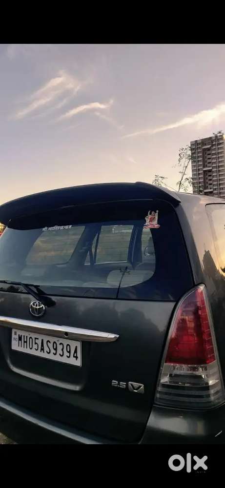 Toyota Innova  2.5 Liter Diesel Engine