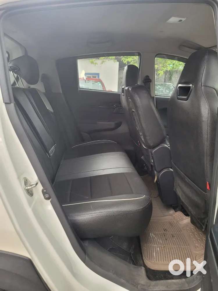 Mahindra Kuv100 Nxt 2018 Petrol 25000 Km Driven