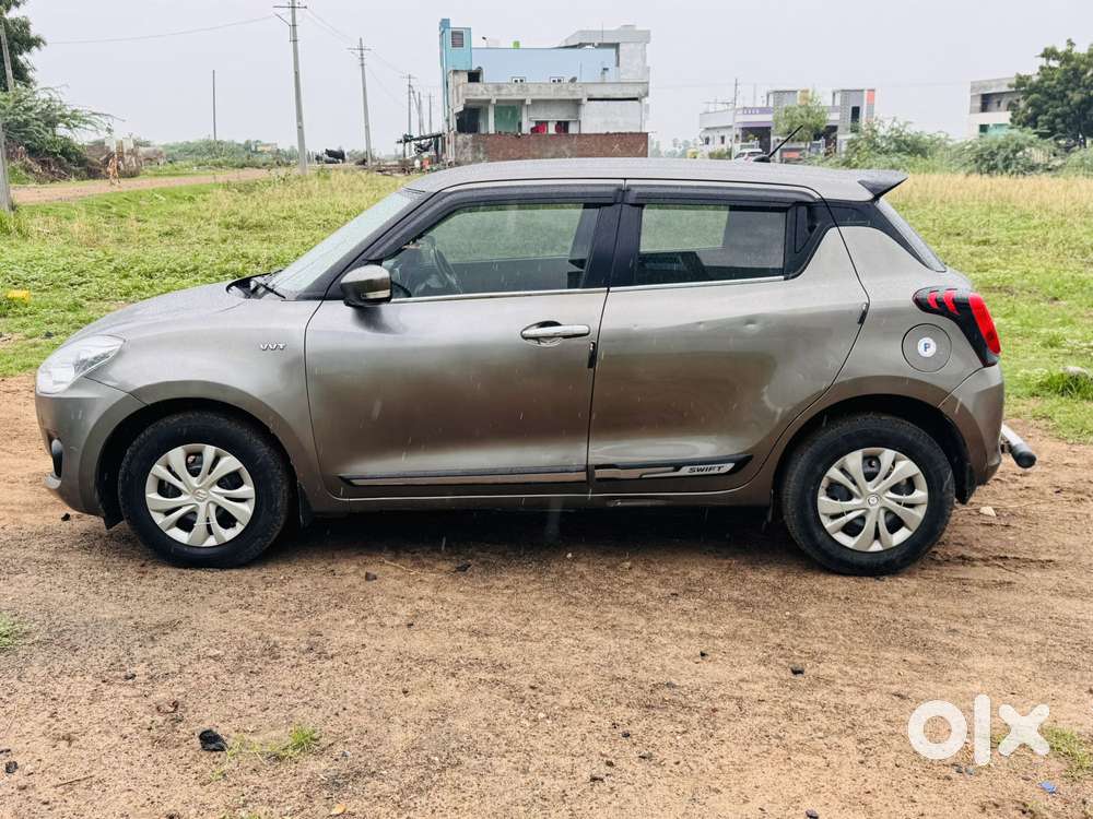 Maruti Suzuki Swift Vxi + Manual, 2019, Petrol
