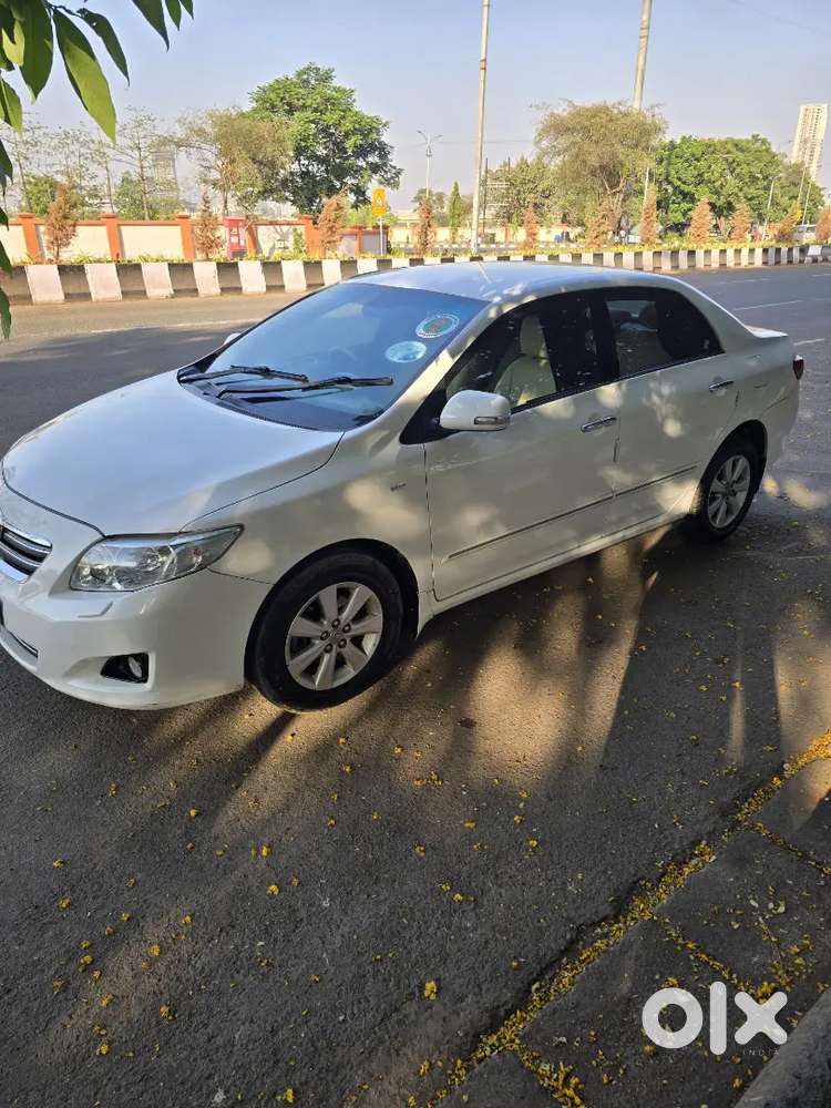 Toyota Corolla Altis 1.8 V Automatic