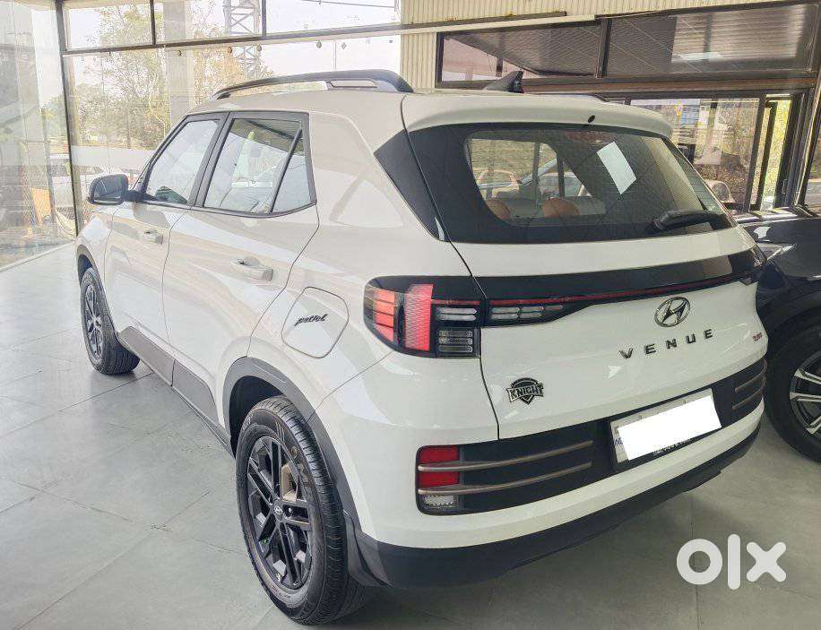 Hyundai Venue 1.0 Sx (o) Turbo Dct, 2024, Petrol