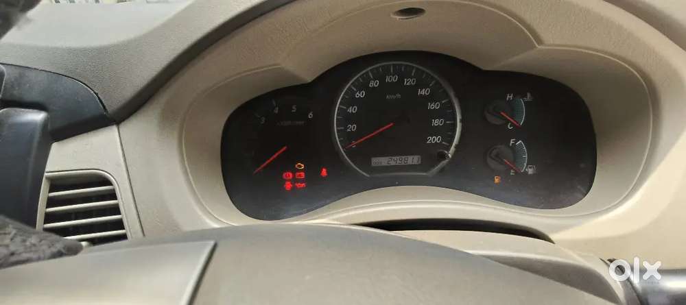 Toyota Innova 2013 Diesel 245000 Km Driven