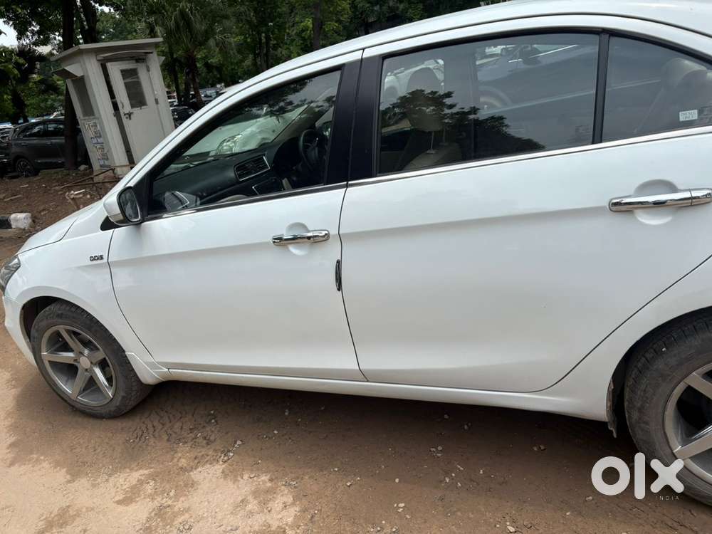 Maruti Suzuki Ciaz Zxi 2015 Diesel Car