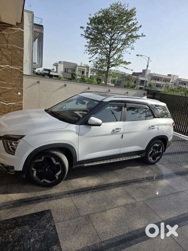 Hyundai Alcazar 2024 Petrol 21500 Km Driven