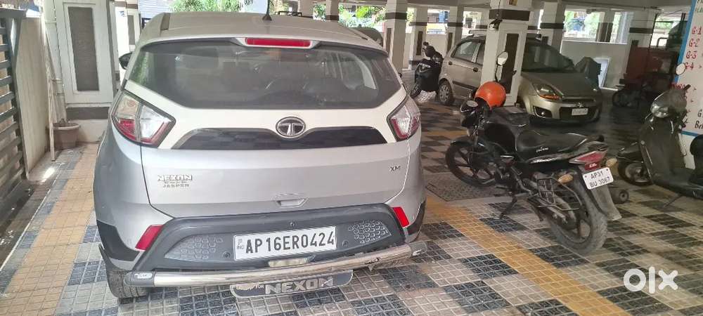 Tata Nexon 1.2 Revotron 2018