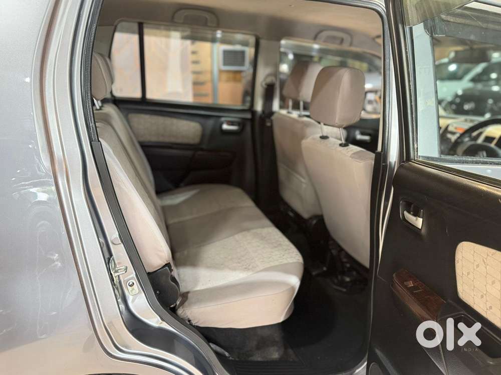 Maruti Suzuki Wagon R Vxi Amt1.2, 2016, Petrol
