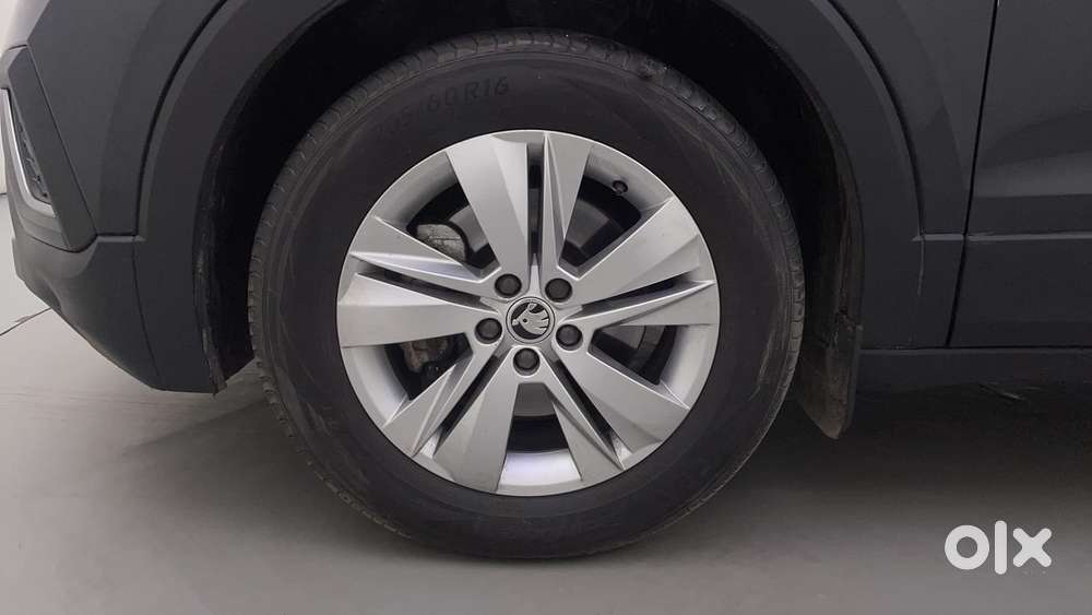 Skoda Kushaq Ambition 1.0l Tsi Mt, 2023, Petrol