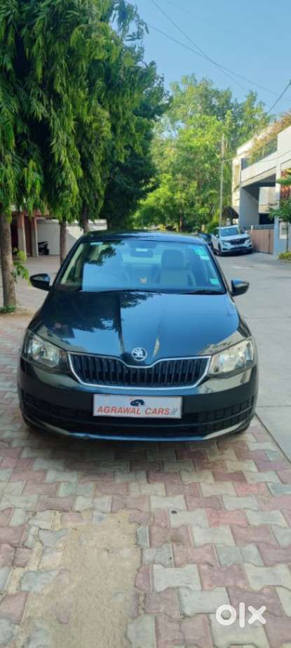 Skoda Rapid 1.0 Tsi Active, 2020, Petrol