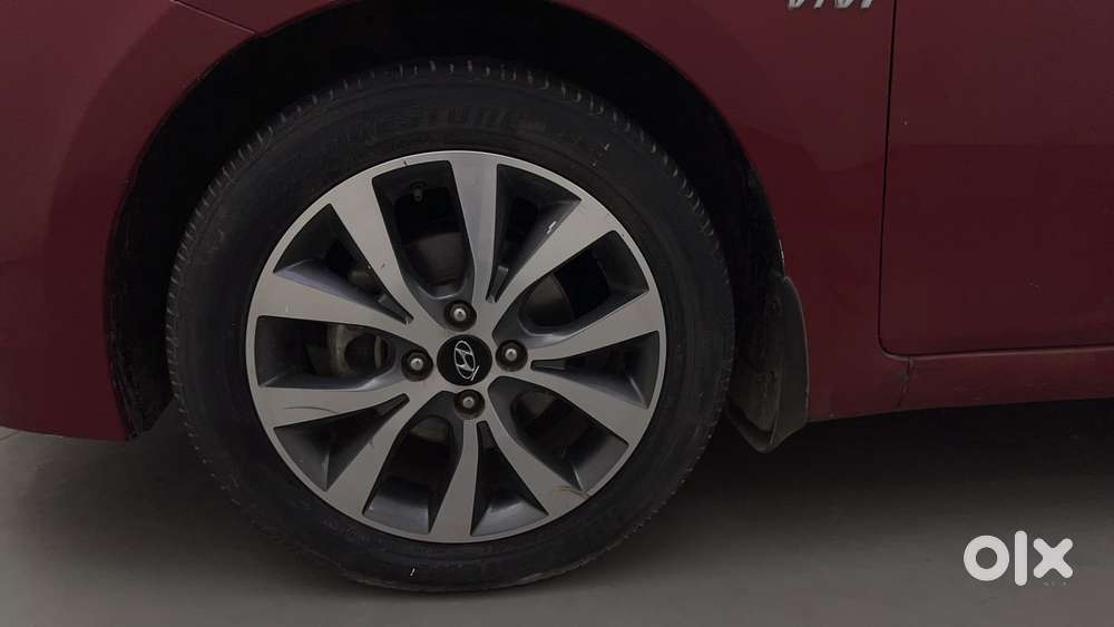 Hyundai Verna Fluidic 1.6 Vtvt Sx, 2016, Petrol