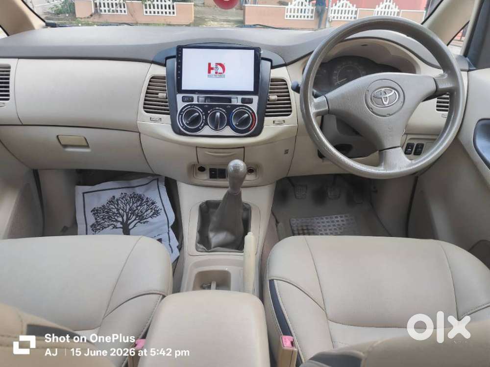 Toyota Innova 2.5 G (diesel) 7 Seater Bs Iv, 2006, Diesel