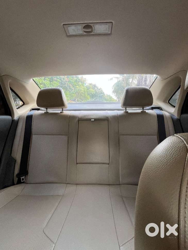 Volkswagen Vento 1.6 Highline, 2016, Petrol