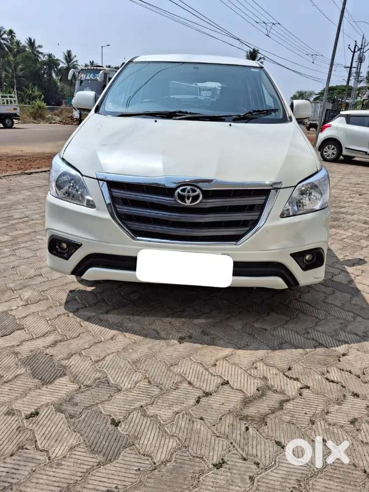 Toyota Innova 2015 Model 2016 Registration Diesel 139345 Km Driven