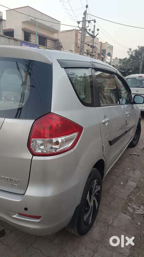 Maruti Suzuki Ertiga 2013 Diesel Well Maintained