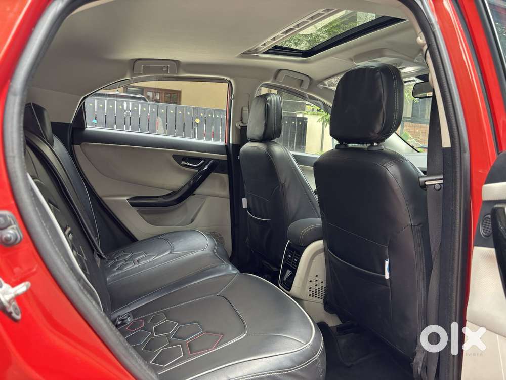 Tata Nexon Xz Plus (hs), 2022, Petrol