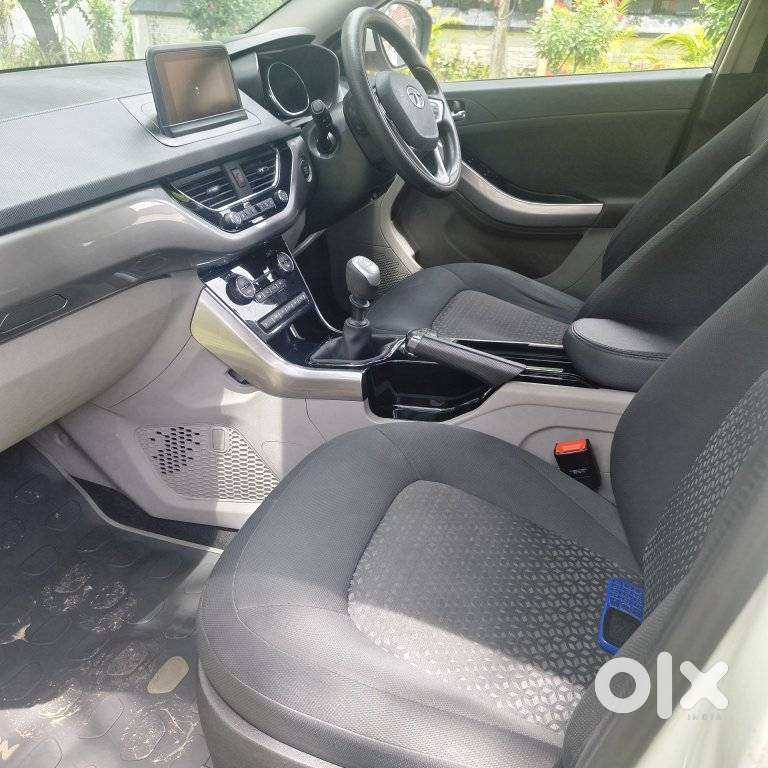 Tata Nexon 1.2 Revotron Xz Plus, 2017, Petrol